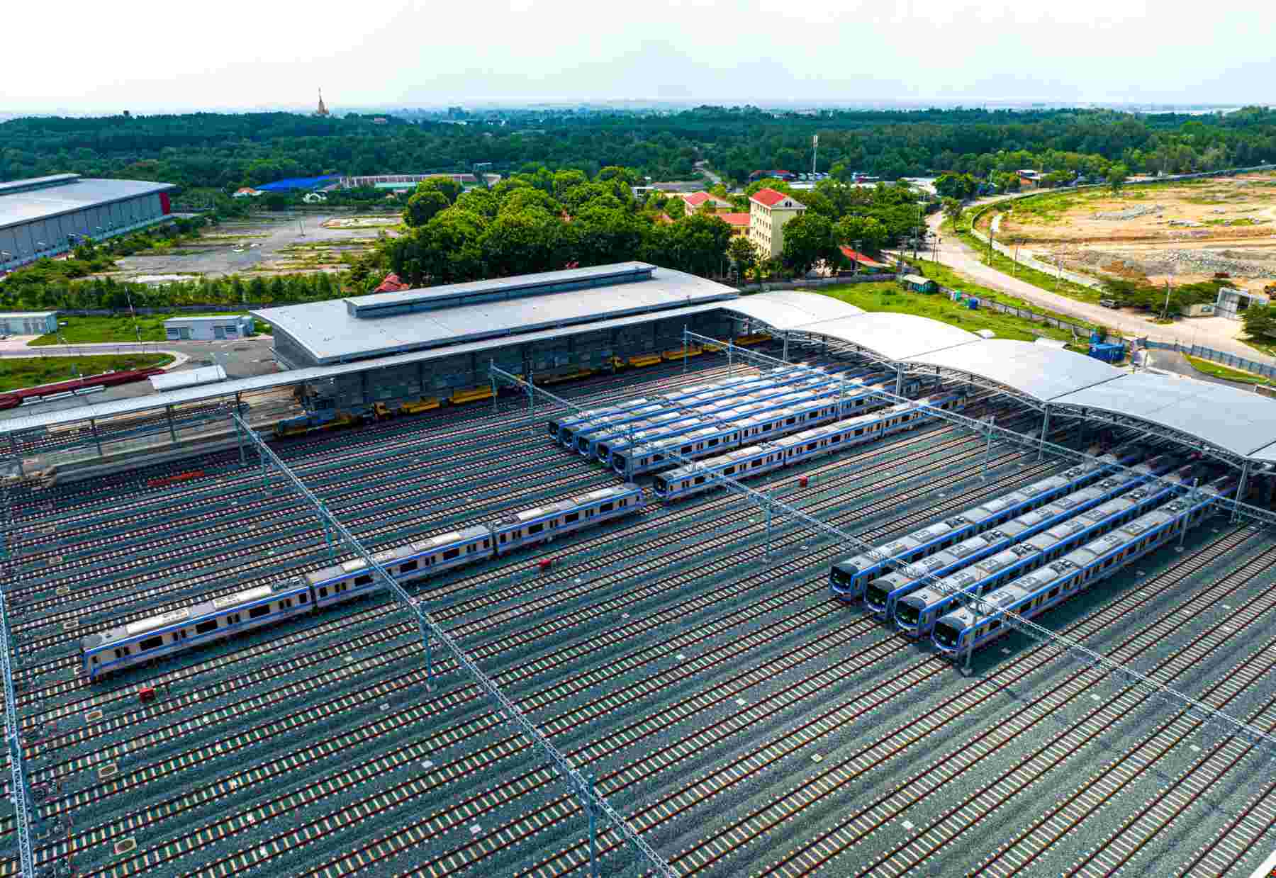 Depot Long Bình (TP Thủ Đức) - trung tâm vận hành và sửa chữa các đoàn tàu của tuyến Metro số 1.  Ảnh: Anh Tú