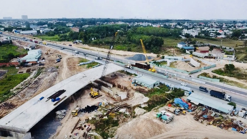 UBND tỉnh Bình Dương chỉ đạo các địa phương đẩy nhanh tiến độ giải phóng mặt bằng trong tháng 3/2025.