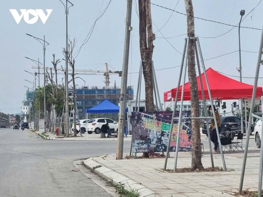 Những cò đất hoạt động liên tục tại các khu vực dự án bất động sản