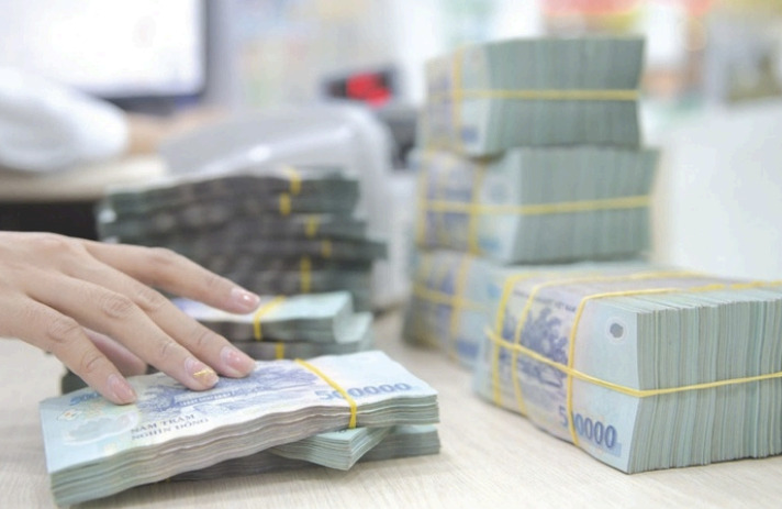 dong tien re dang duoc bom ra thi truong bat dong san duoc huong loi hinh 1