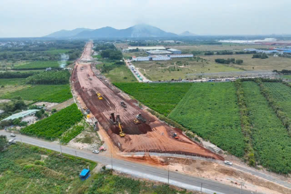 4 Nhà Thầu Chậm Tiến Độ Trên Vành Đai 3 & Cao Tốc Biên Hòa - Vũng Tàu - Giải Pháp Nào Cho Dự Án Trọng Điểm