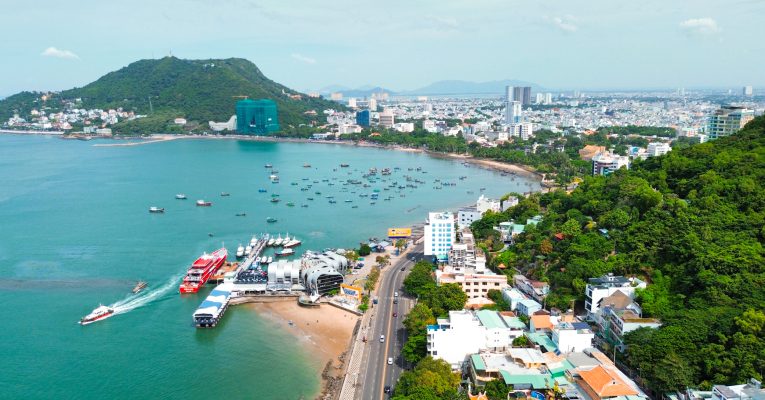 Tỉnh Bà Rịa - Vũng Tàu là một trong ít địa phương có tàu khách quốc tế 5 sao ghé đến