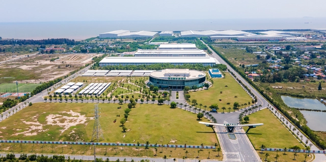 VinFast và Kỳ Tích 21 Tháng: Bài Học Về Tốc Độ "Thần Tốc" Của Phạm Nhật Vượng