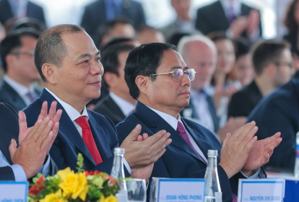 VinFast và Kỳ Tích 21 Tháng: Bài Học Về Tốc Độ "Thần Tốc" Của Phạm Nhật Vượng