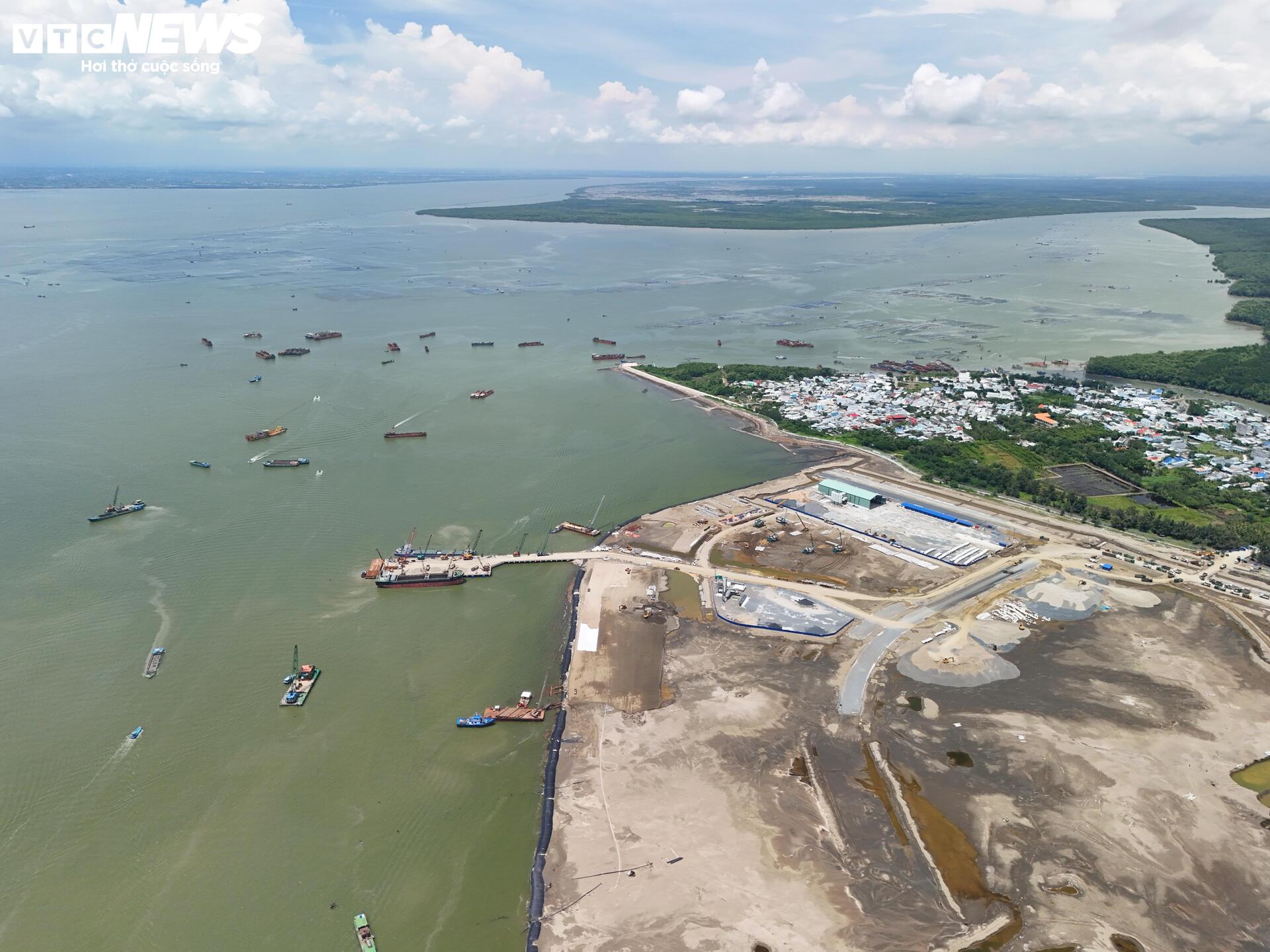 Toàn cảnh siêu dự án lấn biển Cần Giờ sau gần nửa năm khởi công - 2
